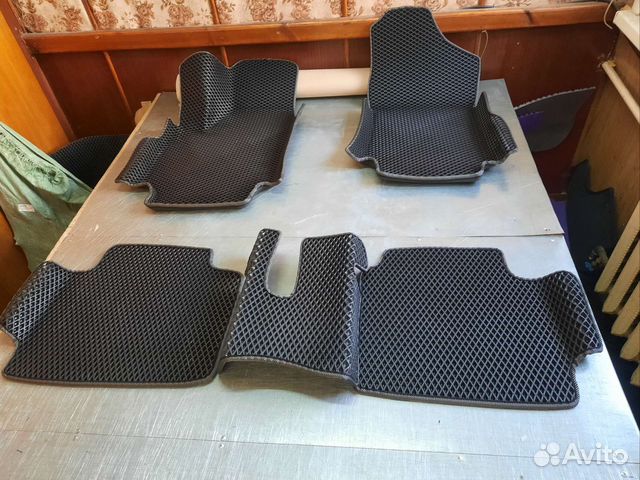 Коврики на Ниву