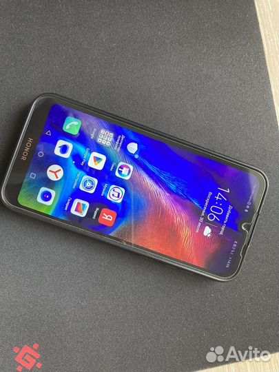 Продам телефон Honor 8S