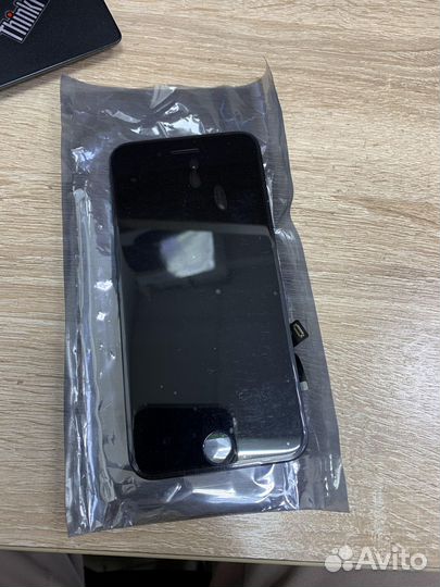 Экран iPhone 7 черный