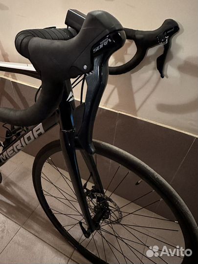 Велосипед Merida Scultura 200 Disc