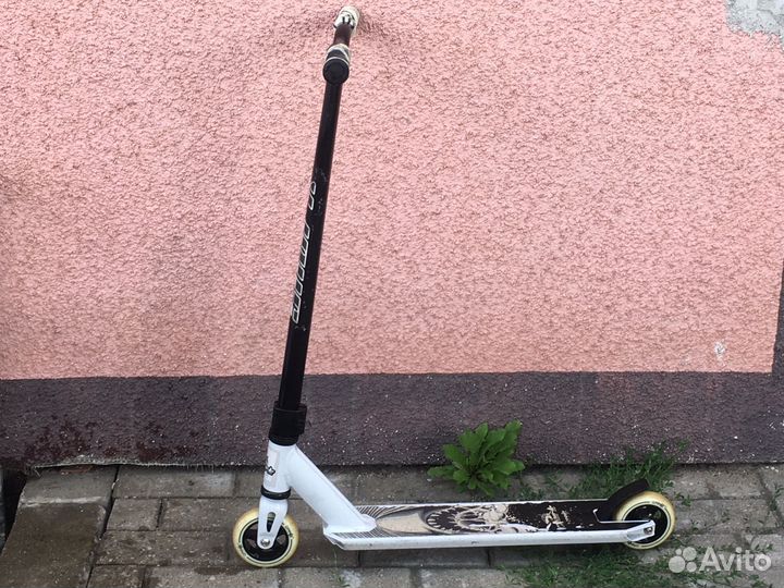 Трюковой самокат