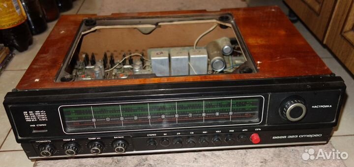 Радиола Вега 323