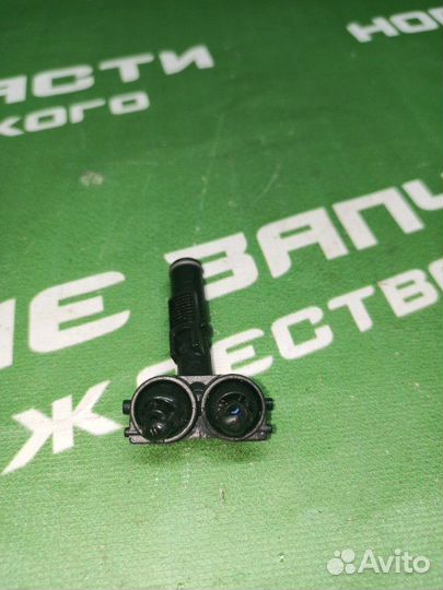 Форсунка омывателя фар Mazda 3 Bk 2004