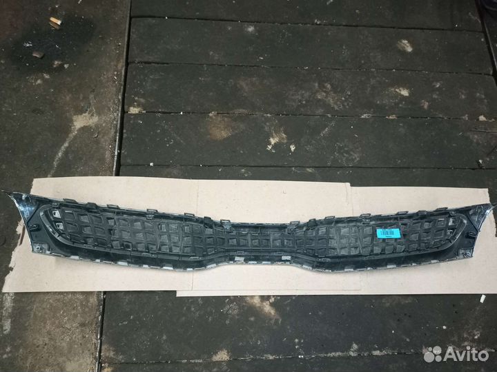 Решетка радиатора kia rio 4