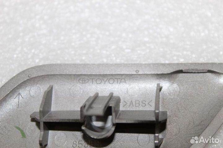 Camry 70 Крышка форсунки омывателя фары R 18-21