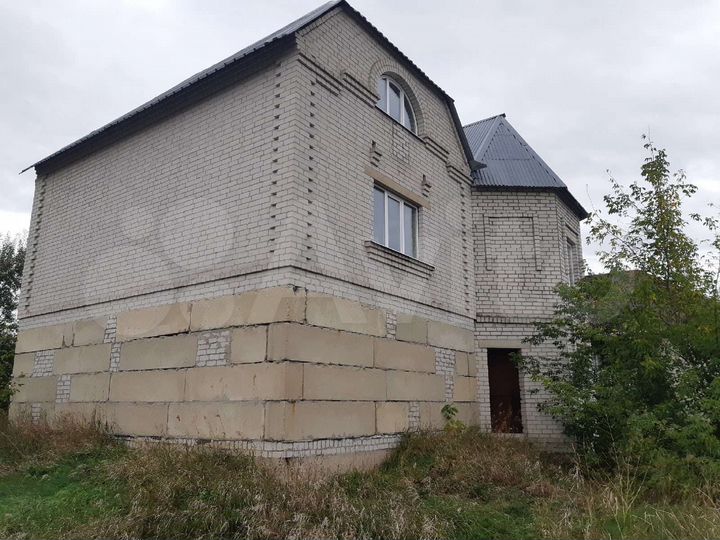 Дом 350 м² на участке 24 сот.