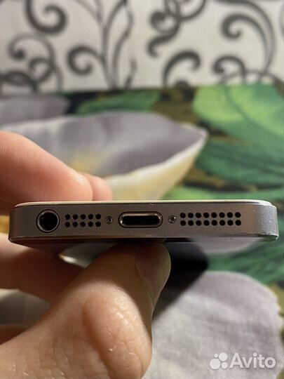 iPhone 5S, 16 ГБ