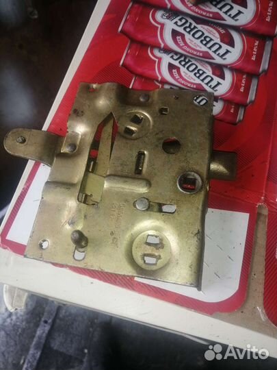 Замок двери газ 53,маз,краз