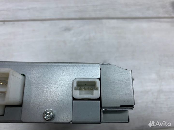 Инвертор преобразователь напряжения Nissan Qashqai