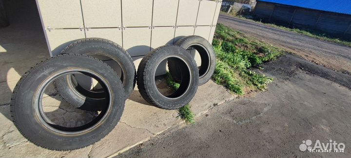 Goodyear UltraGrip 500 205/60 R15