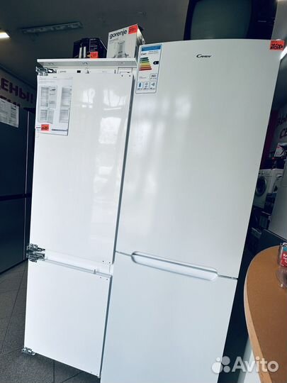 Холодильник большой