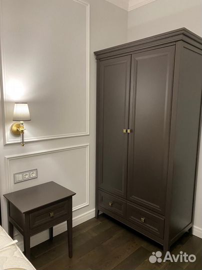 Тумба прикроватная массив