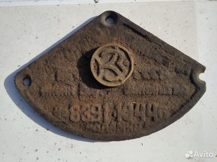 Табличка завода-изготовителя с паровоза