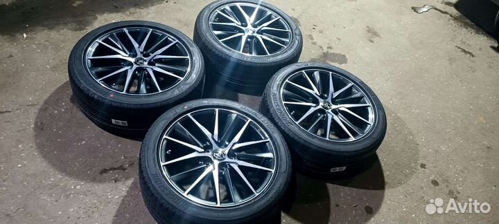 Toyota Camry 70 2023 новые колеса R18 оригинал