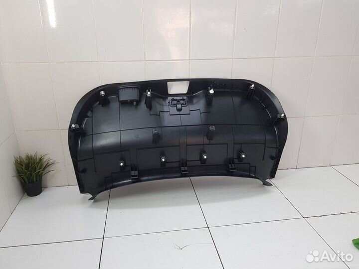 Обшивка крышки багажника (Jac J7)