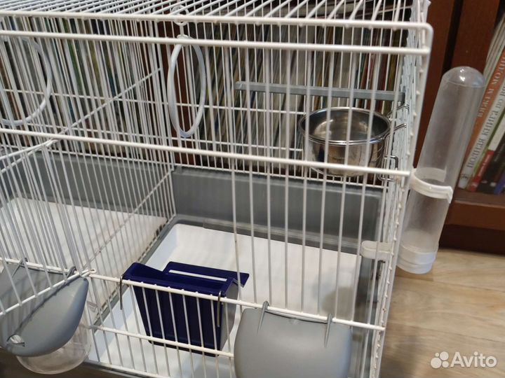 Большая клетка для птиц Voltrega