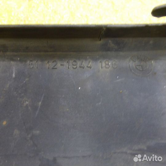 Молдинг заднего бампера правый BMW 5