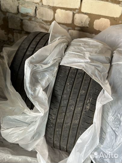 Bridgestone Turanza T005 235/45 R18