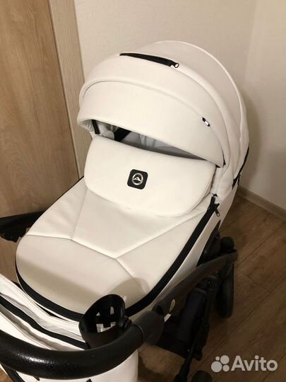 Коляска Adamex Mobi air Deluxe 2 в 1