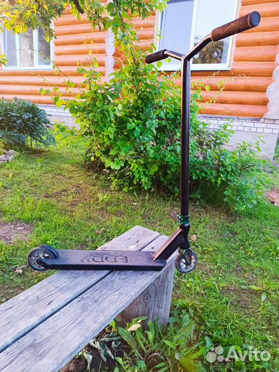 Трюковой самокат tech team eddy