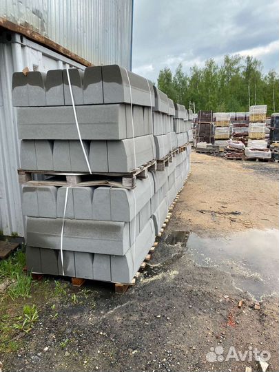 Бордюр магистральный 1000х300х180 Серый