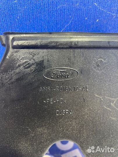 Воздуховод Ford Focus 3 седан 2013