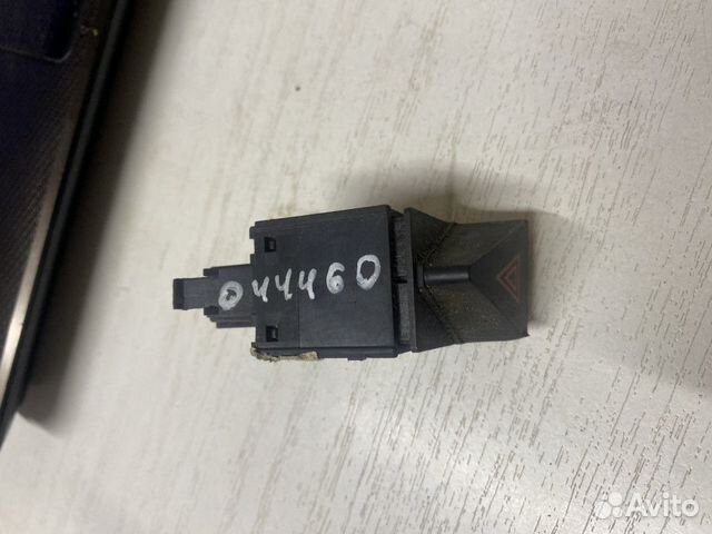 Кнопка аварийки Brilliance V5 2011