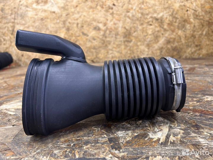 Патрубок воздушного фильтра Jaguar XF 5.0 09-15