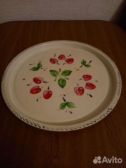 Поднос эмалированный