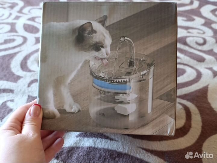 Автоматическая поилка с датчиком движения