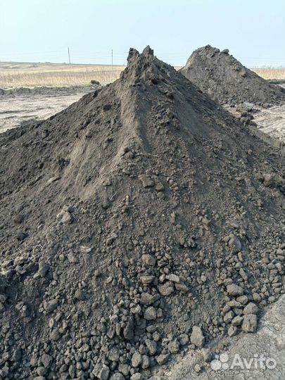 Земля чернозем плодородный грунт навоз перегной