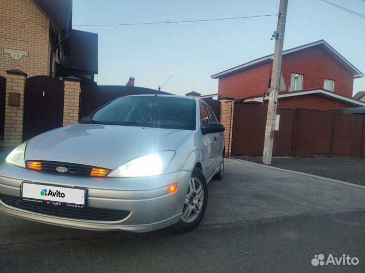 Ford Focus 2.0 AT, 2001, 144 400 км
