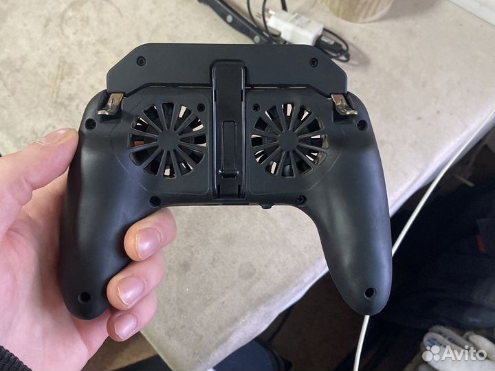 Геймпад для телефона