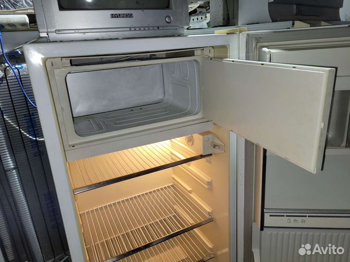 Холодильник