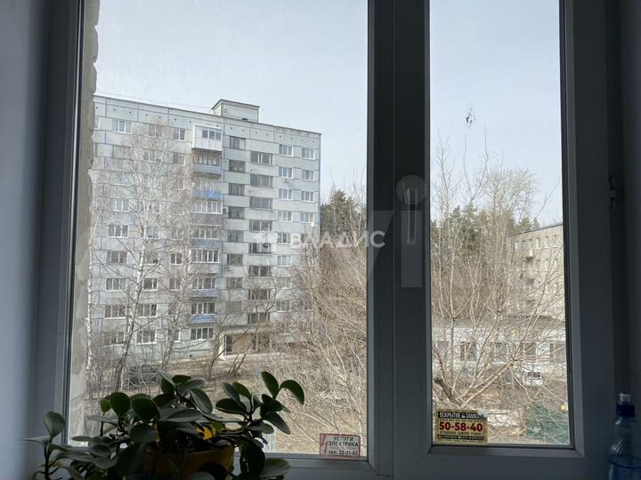 Комната 13 м² в 2-к., 4/5 эт.