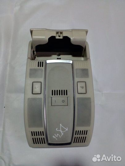 Плафон подсветки салона Audi Audi A6 C6 2.0 BRE