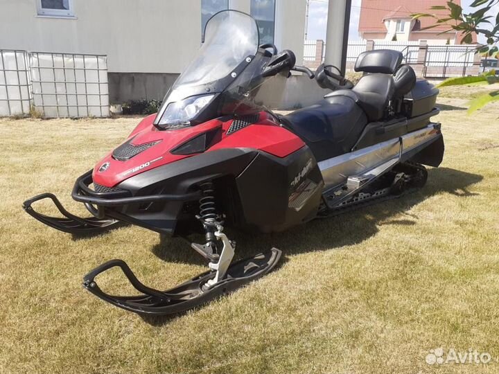Снегоход Ski-Doo Rotax BRP Expedition SE