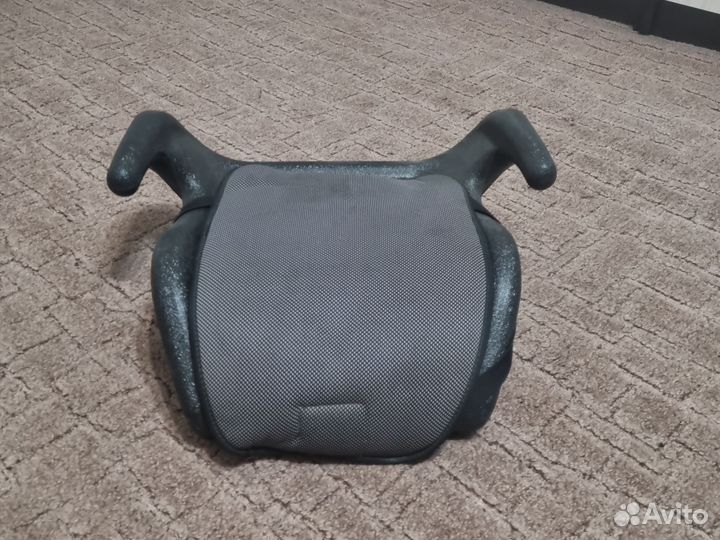 Автокресло бустер