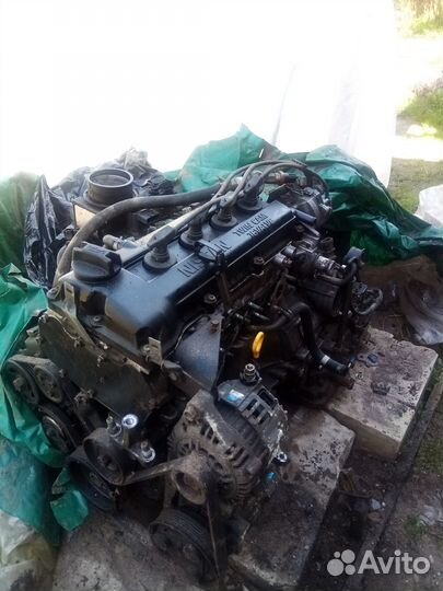 Двигатель ниссан куб 2002 года 1.3 бензин 2002г