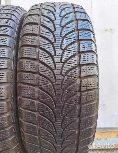 Bridgestone Blizzak LM-32 215/60 R16 99H