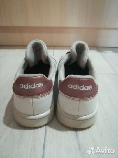 Кроссовки adidas для девочки 32 размер
