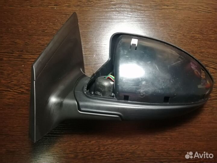 Новый корпус левого зеркала Chevrolet Cruze 09-13