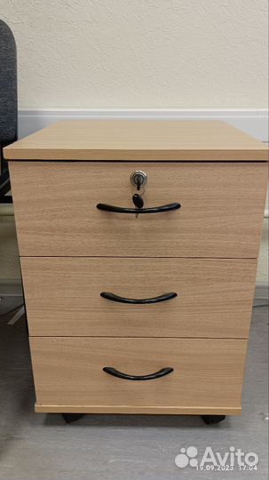 Тумба выкатная