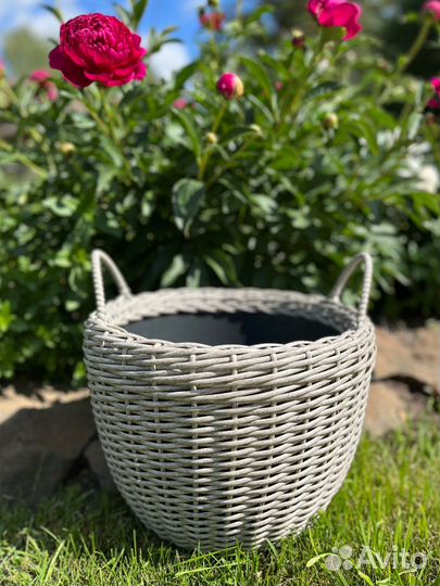 Комплект кашпо из ротанга 16 л. и 2 кашпо по 12 л