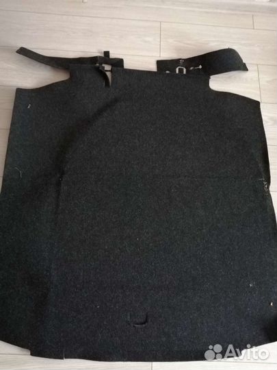 Продаю коврик в багажник