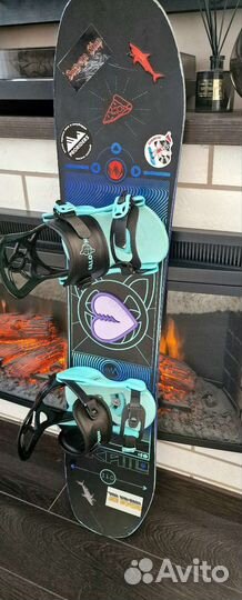 Сноуборд, крепы и маска salomon, шлем sinner