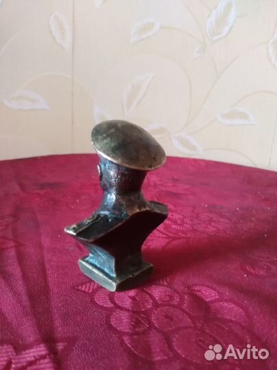 Бюст сталина бронза