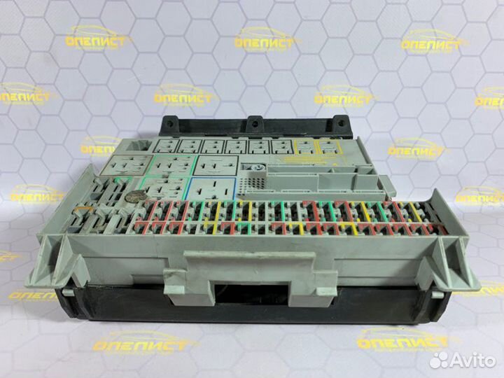 Блок предохранителей Opel Vectra B