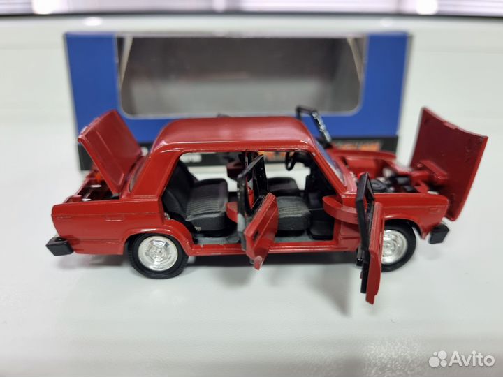 Модель ваз 2105 1:43 Сделано в СССР