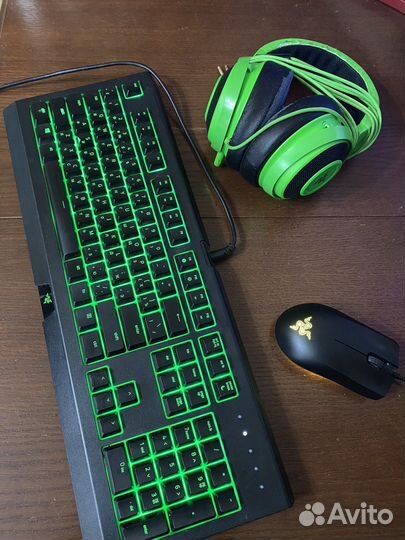 Комплект Razer (клавиатура, мышь, наушники)
